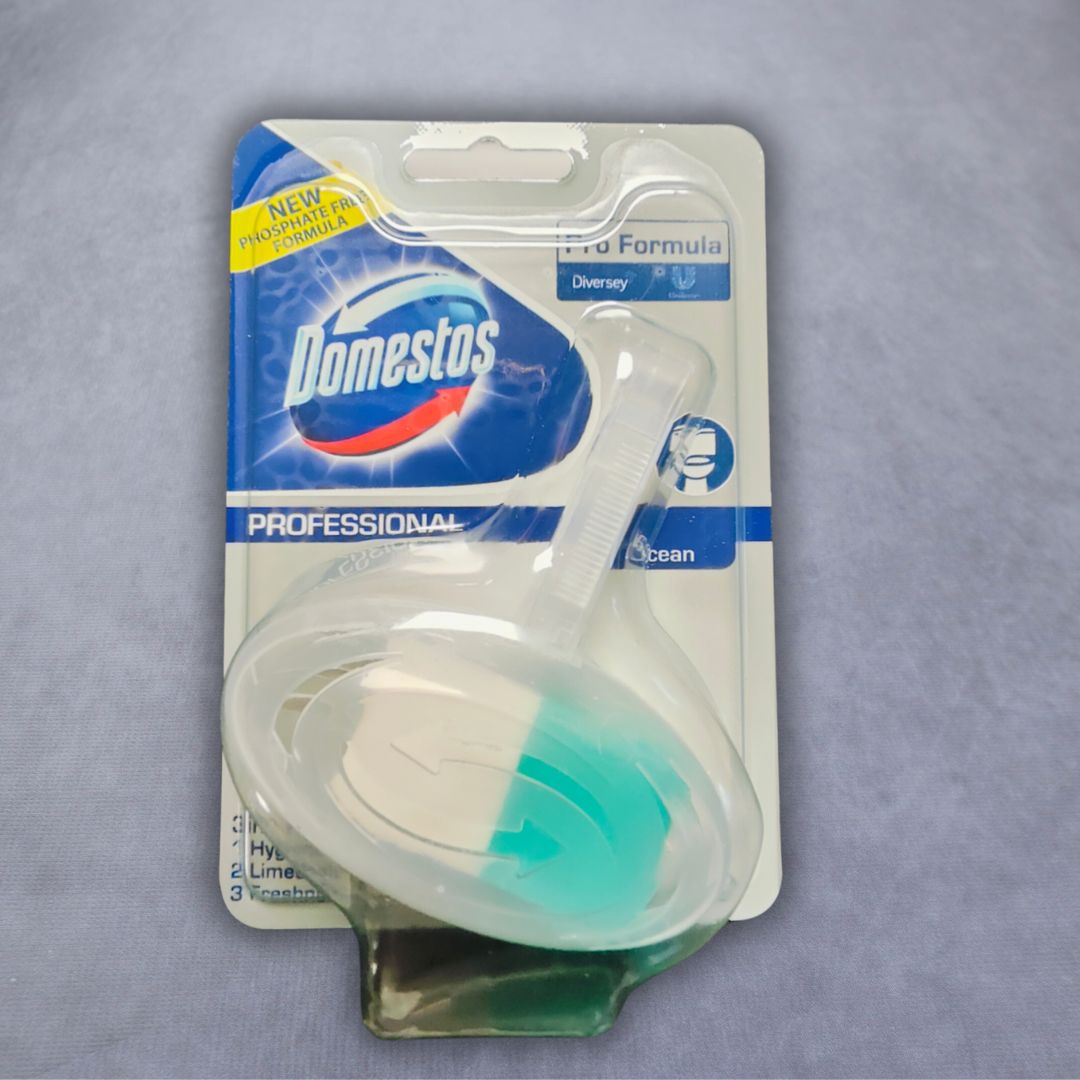 Blledet viser Domestos ocean toilet blok