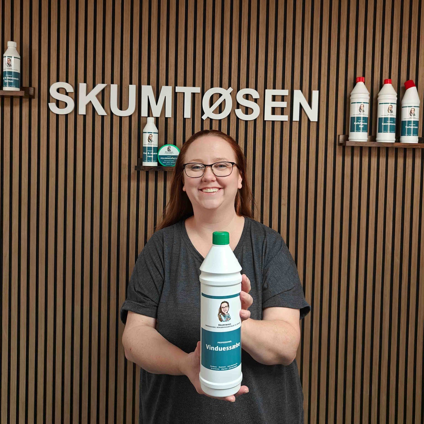 skumtøsens professionel vinduessæbe som bruges af vinduespudsere og giver flotte rene vinduer